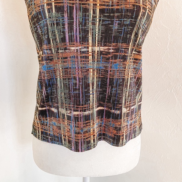 Plisse Vintage 90’s Cropped Pleated Tank Top - Picture 6 of 9